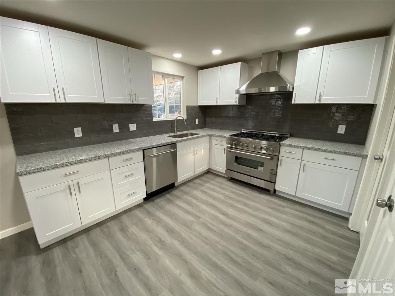 3130 Coronado Way Reno, NV 89503 - Photo 5 of 23 Photo 5