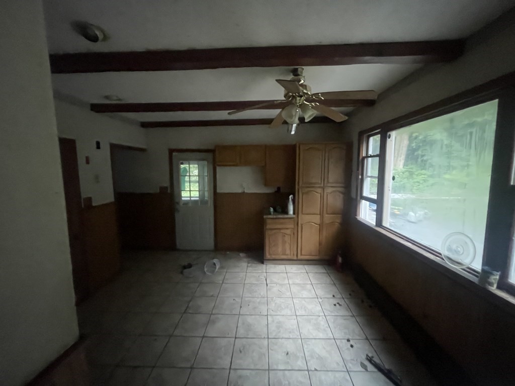 22 Taunton Street Worcester, MA 01604 - Photo 3 of 6