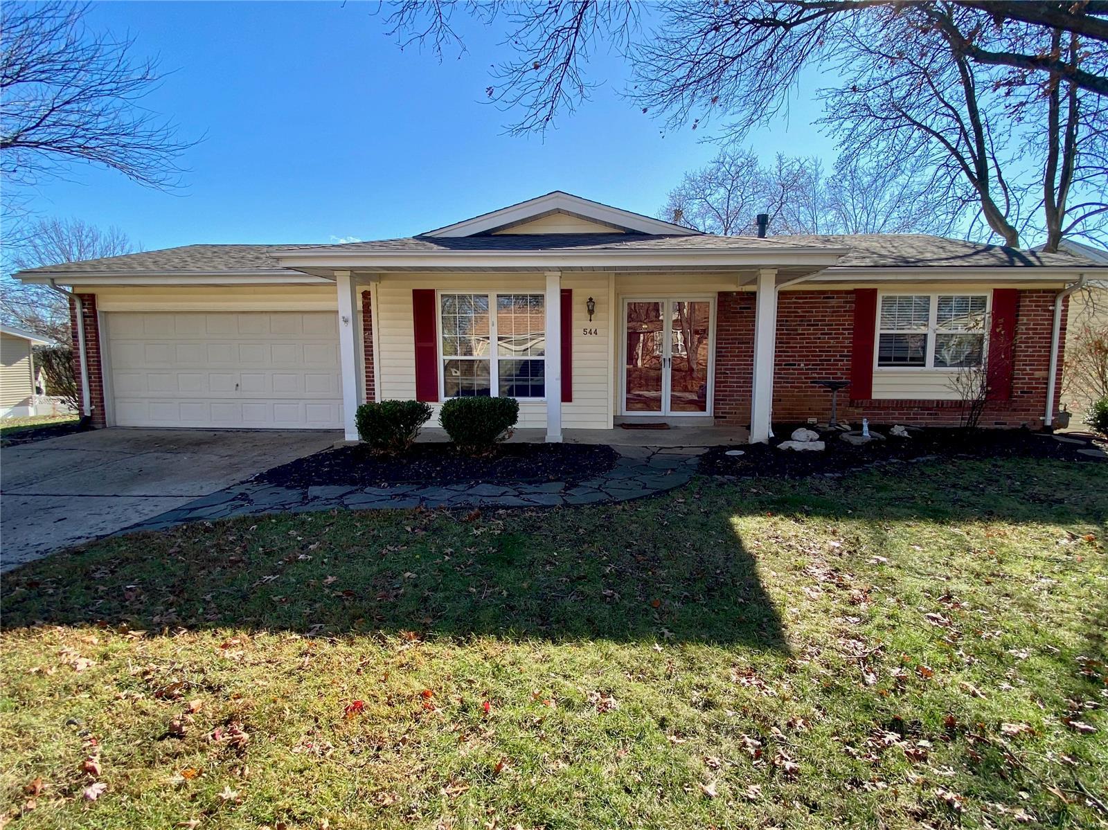 544 Cherry Ridge Court Ballwin, MO 63021 - Photo 3 of 31 Gallery Image 3