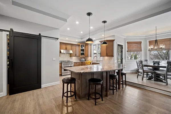 $930,000 | 24963 North Abbey Glenn Drive, Hawthorn Woods, IL 60047