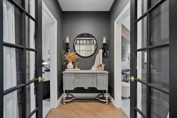 $930,000 | 24963 North Abbey Glenn Drive, Hawthorn Woods, IL 60047