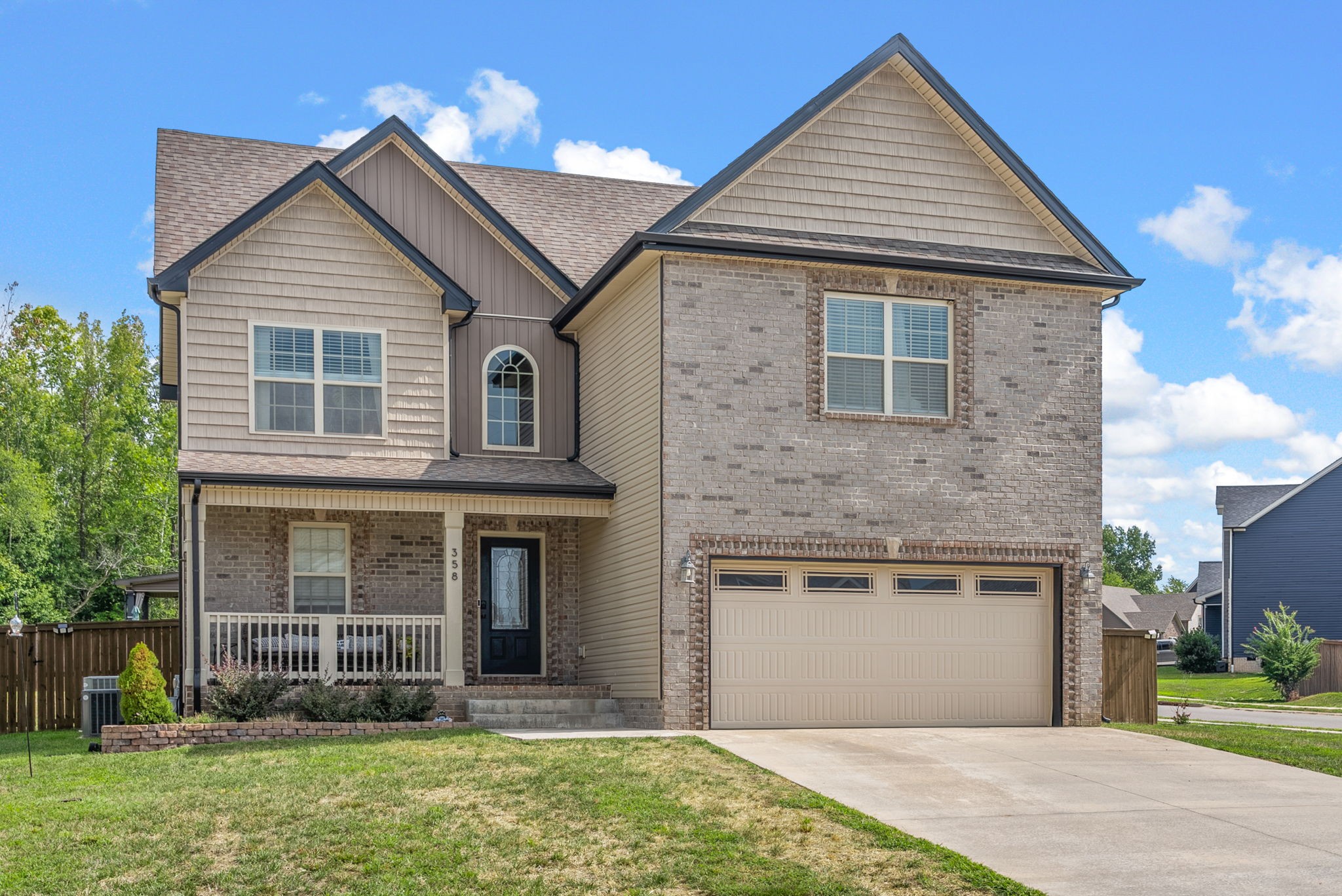 358 Rye Drive Clarksville, TN 37043 - Photo 3 of 32