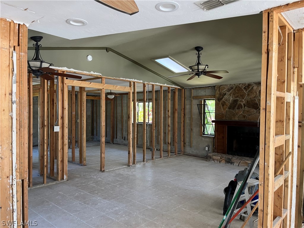 5650 Park Road Fort Myers, FL 33908 - Photo 4 of 15 en view interior of a house