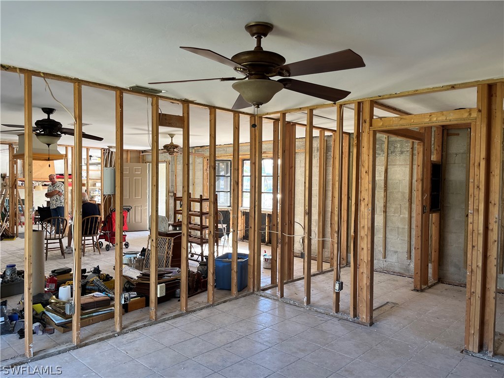 5650 Park Road Fort Myers, FL 33908 - Photo 7 of 15 a view of an empty room with a floor to ceiling window
