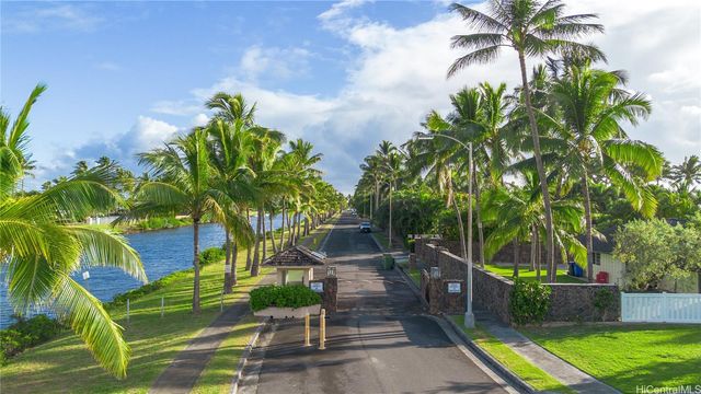 $14,880,000 | 47 Kailuana Place, Kailua, HI 96734