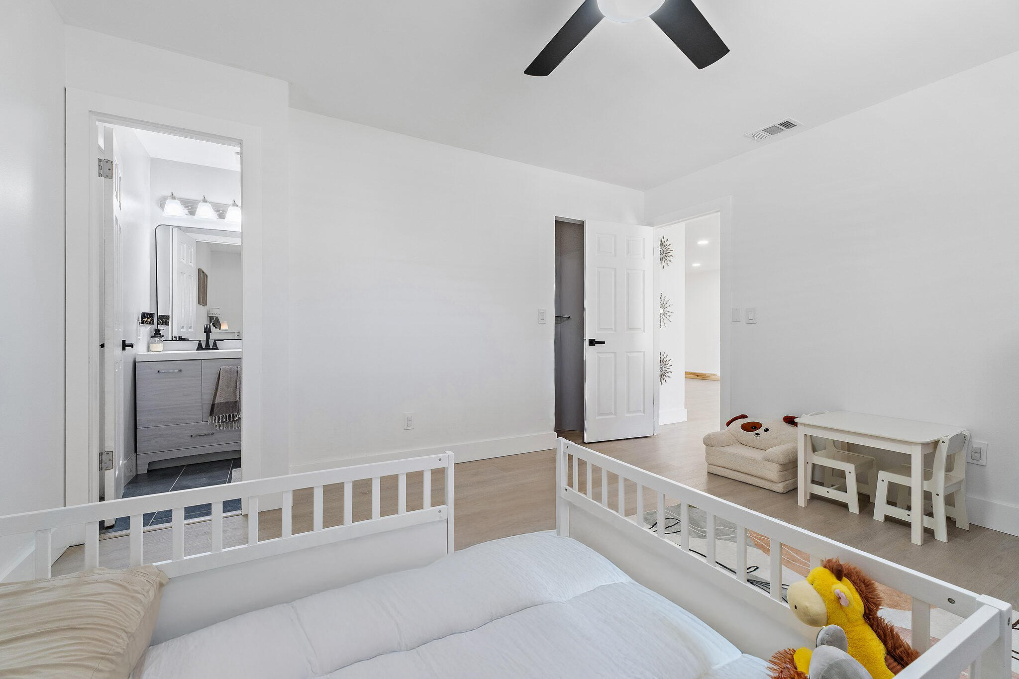 1851 Southeast Jackson Street Stuart, FL 34997 - Photo 41 of 61 a living room with furniture