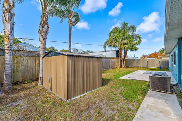 $525,000 | 1851 Southeast Jackson Street, Stuart, FL 34997