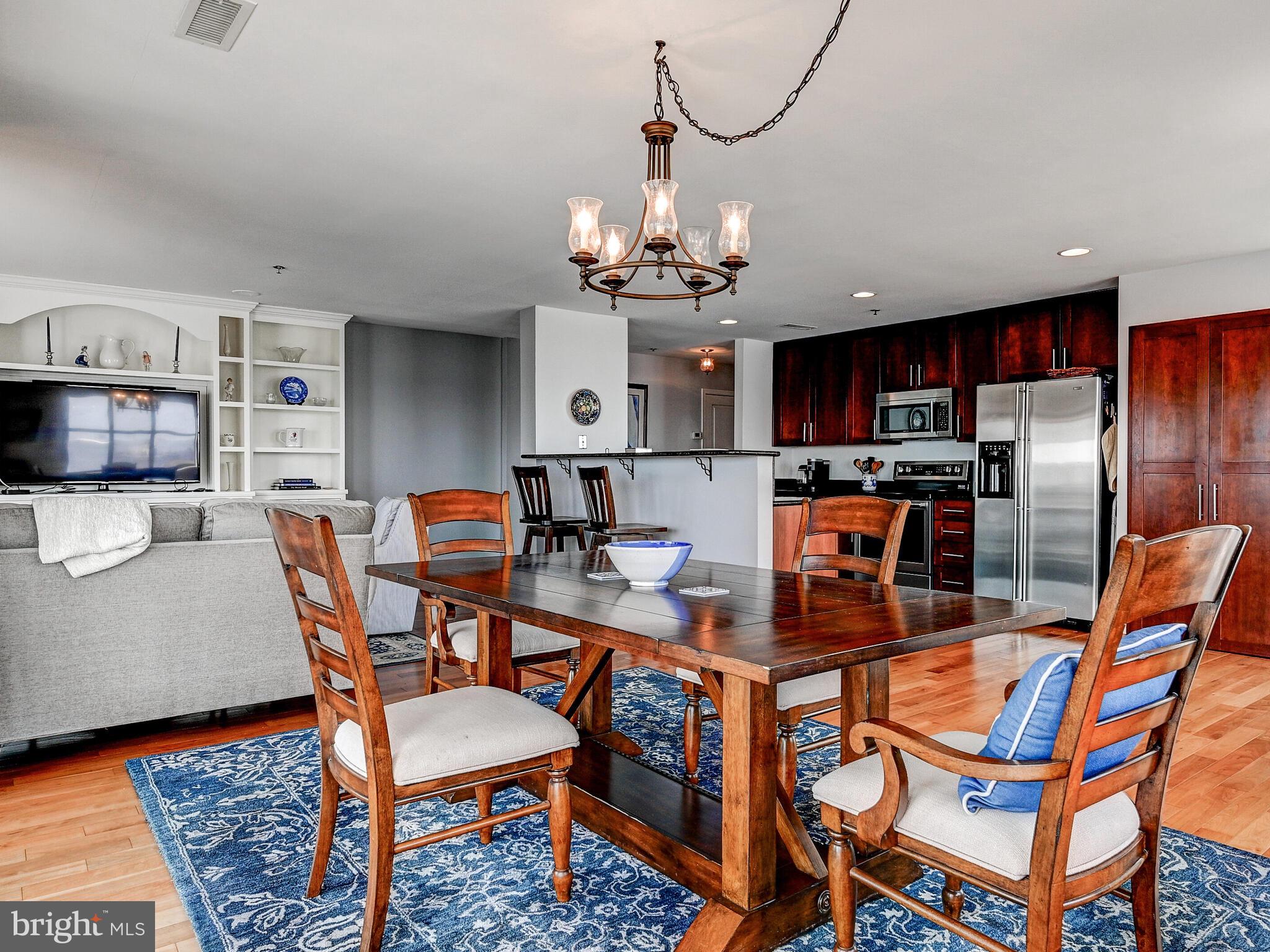 2702 Lighthouse Point East, Unit 638 Baltimore, MD 21224 - Photo 5 of 72 Owners furnishing, pick your style