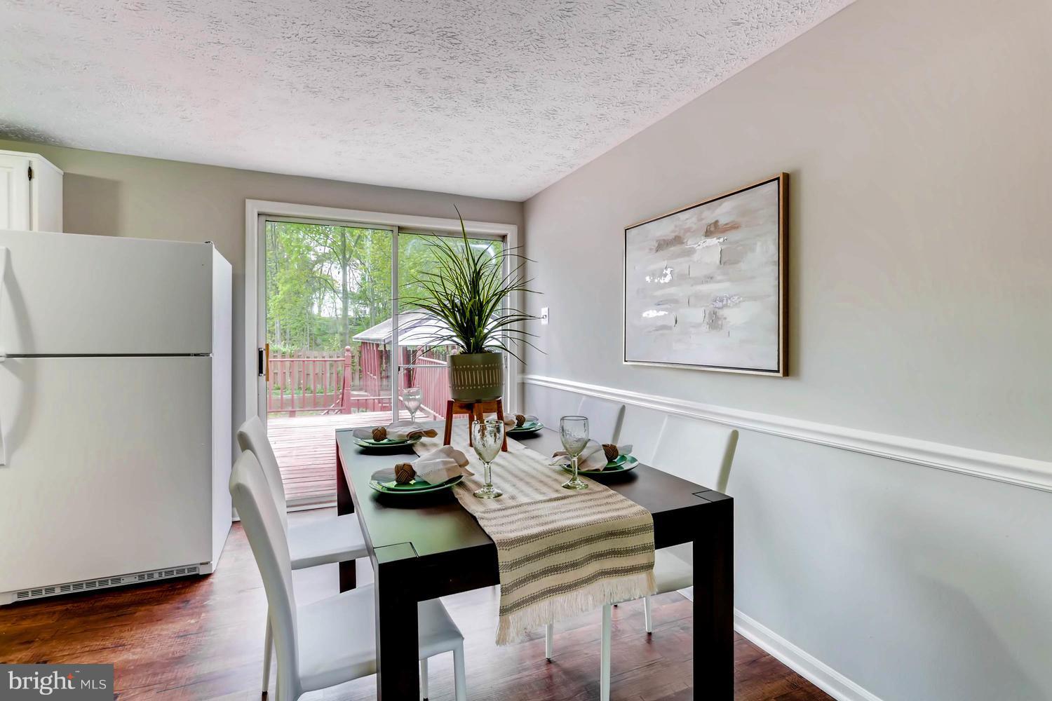 33 Yew Road Baltimore, MD 21221 - Photo 7 of 29 Dining Room