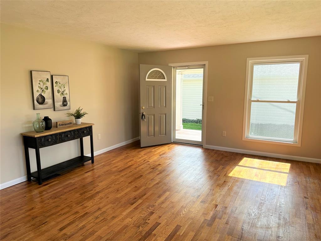 3025 Market Street Pendleton, IN 46064 - Photo 7 of 22