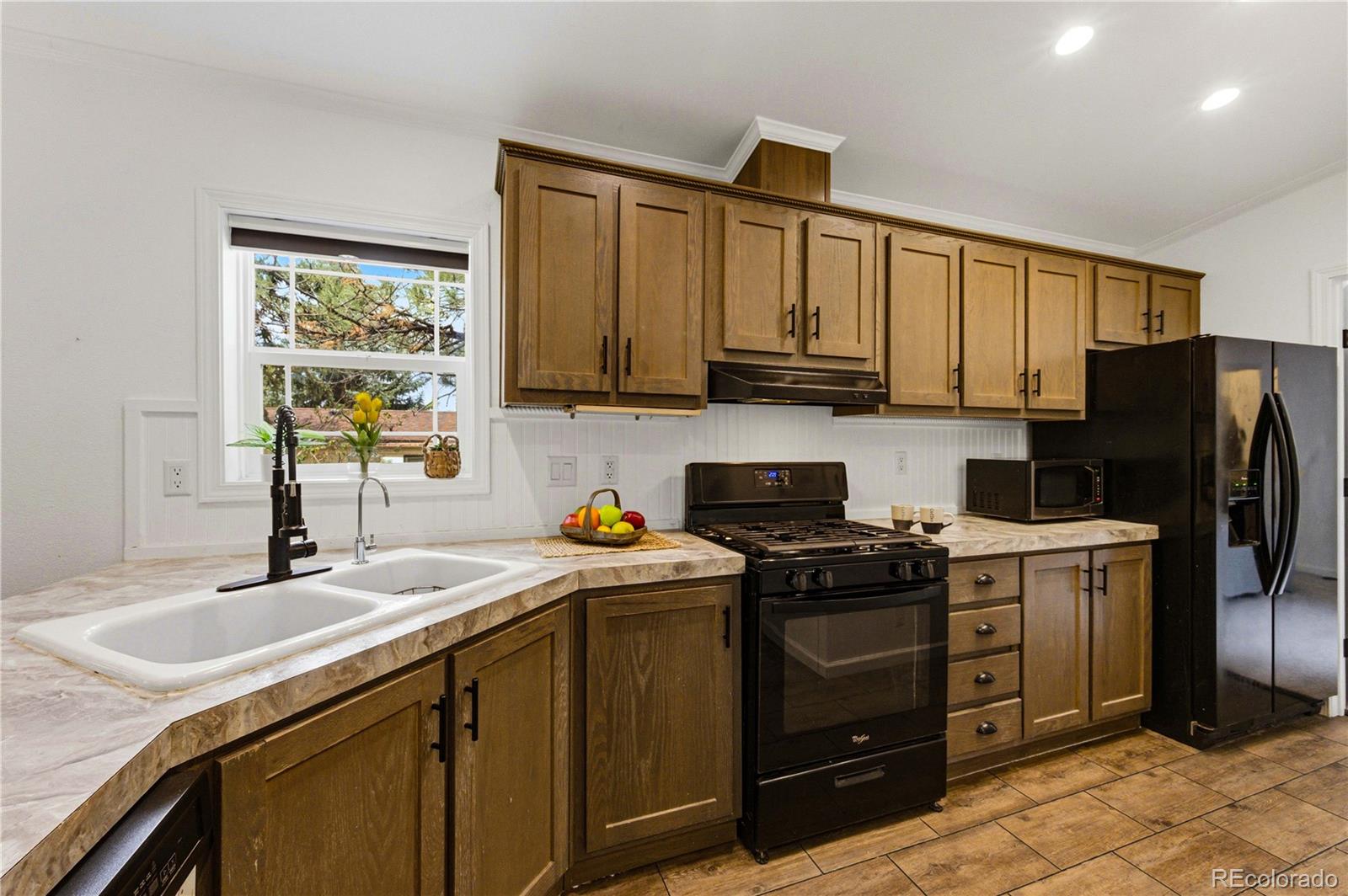 9669 Spruce Mountain Road Larkspur, CO 80118 - Photo 13 of 34
