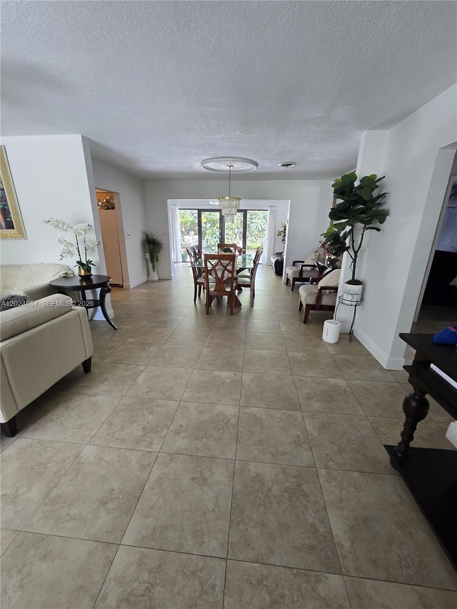 3619 West Park Road Hollywood, FL 33021 - Photo 9 of 19 Photo 9