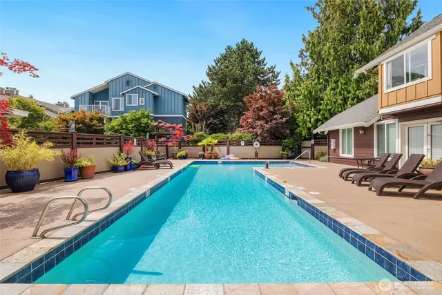 $315,000 | 300 North 130th Street, Unit 4104, Seattle, WA 98133