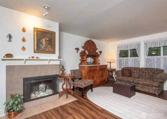 $315,000 | 300 North 130th Street, Unit 4104, Seattle, WA 98133