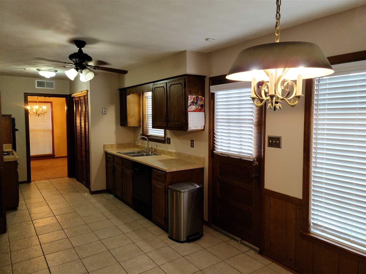 2018 Elkmont Road Memphis, TN 38116 - Photo 9 of 25 Gallery Image 9