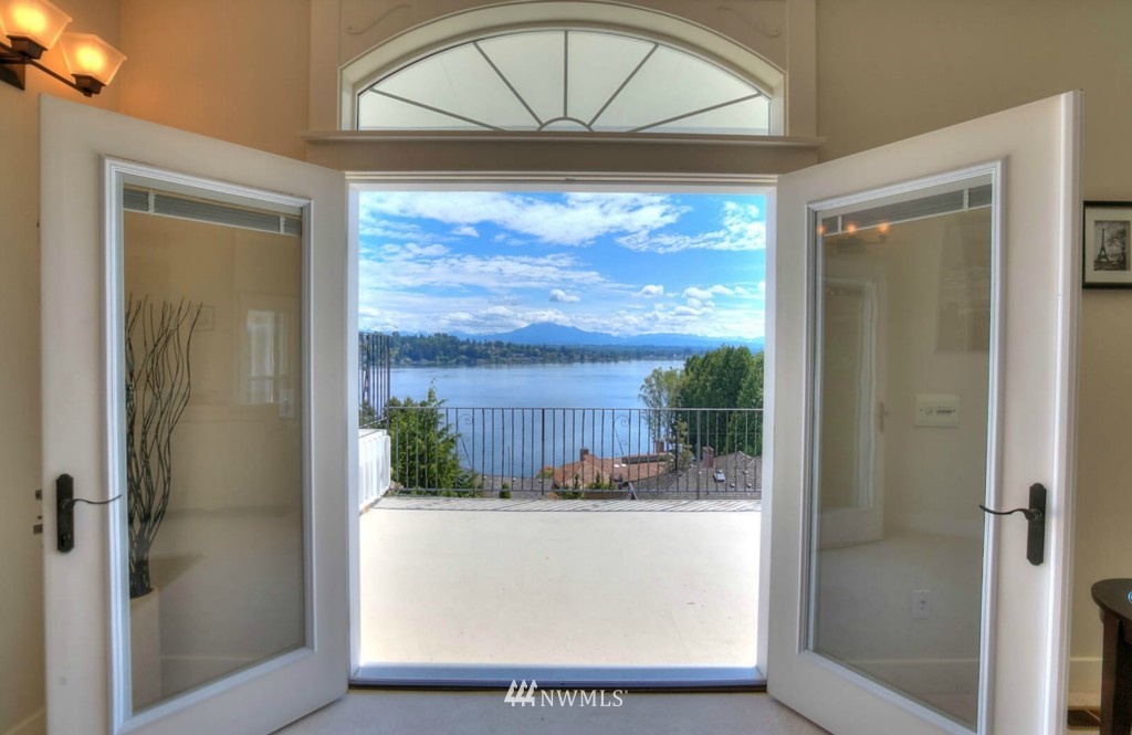 1223 Vernon Road Lake Stevens, WA 98258 - Photo 2 of 15 Gallery Image 2