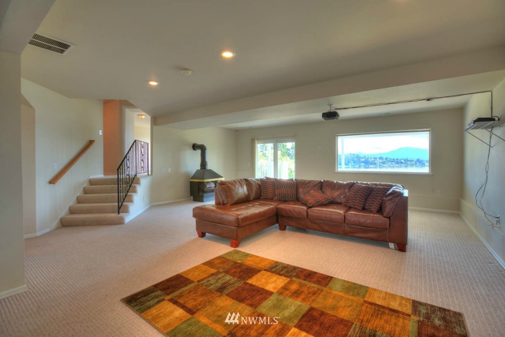 1223 Vernon Road Lake Stevens, WA 98258 - Photo 12 of 15 Gallery Image 12