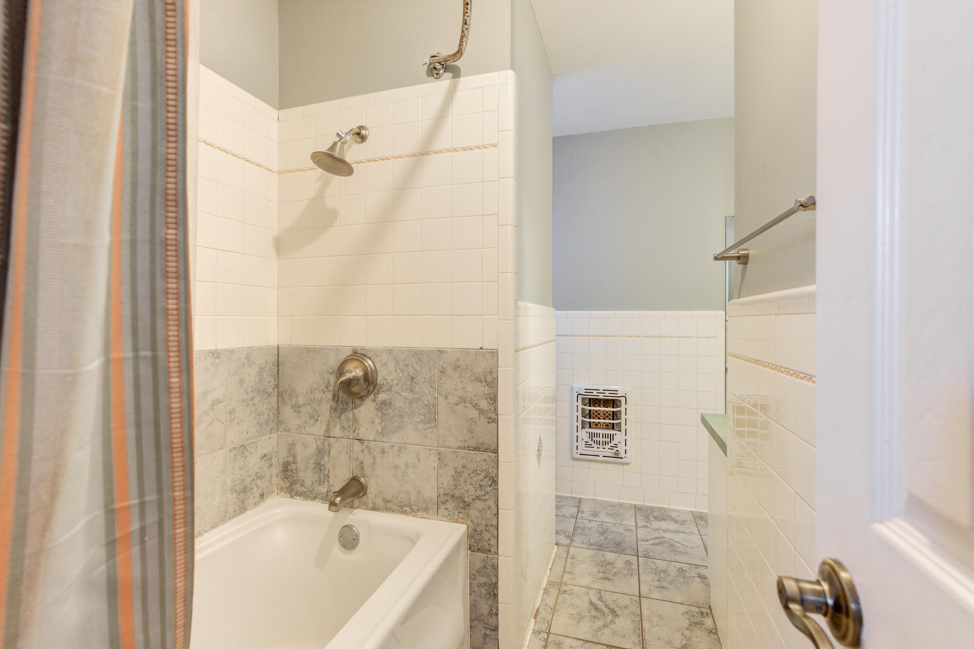 1906 55th Street Lubbock, TX 79412 - Photo 32 of 50 DSC03559_60_61_62_63