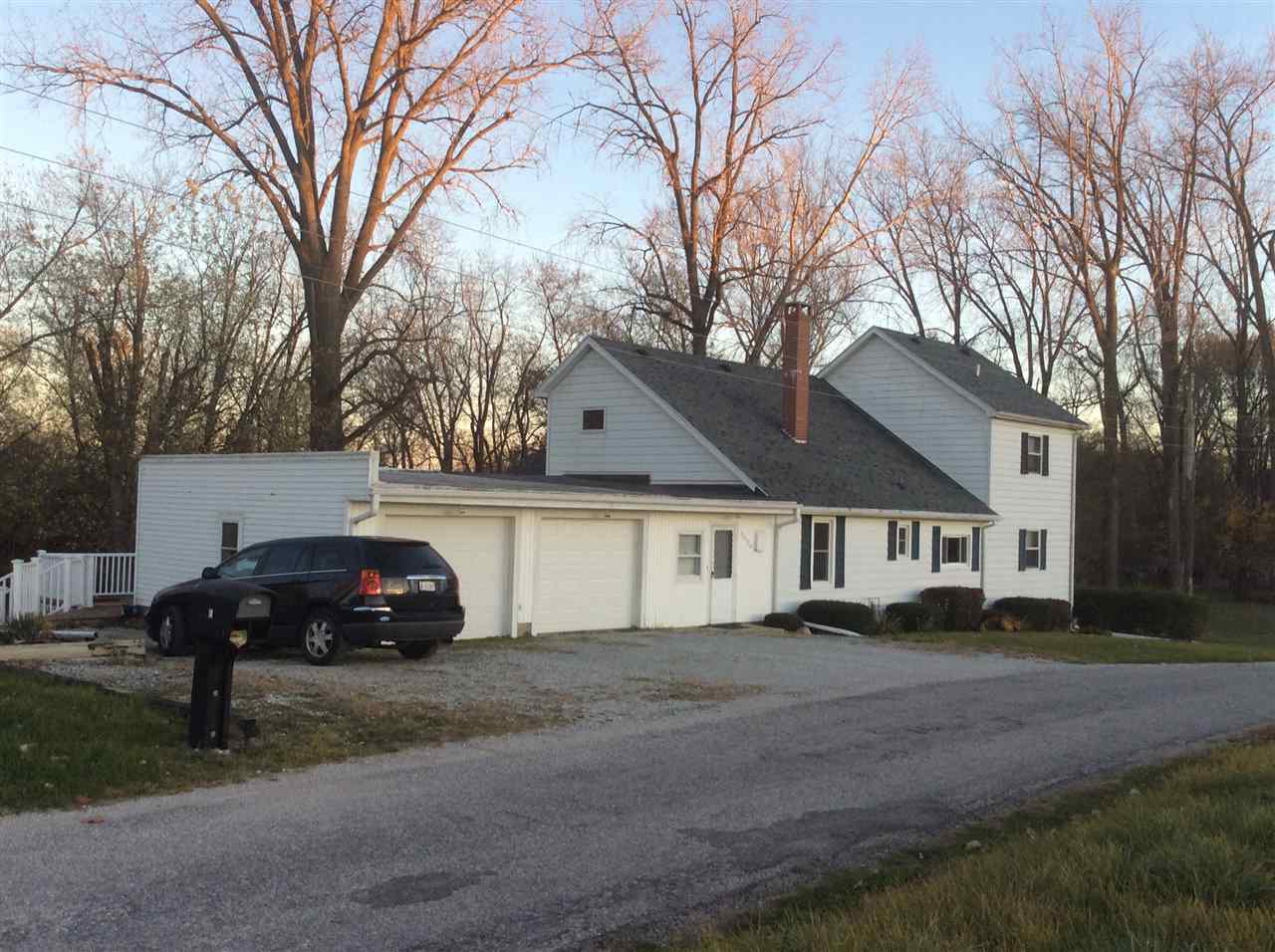 3529 East 500 North Rochester, IN 46975 - Photo 2 of 29