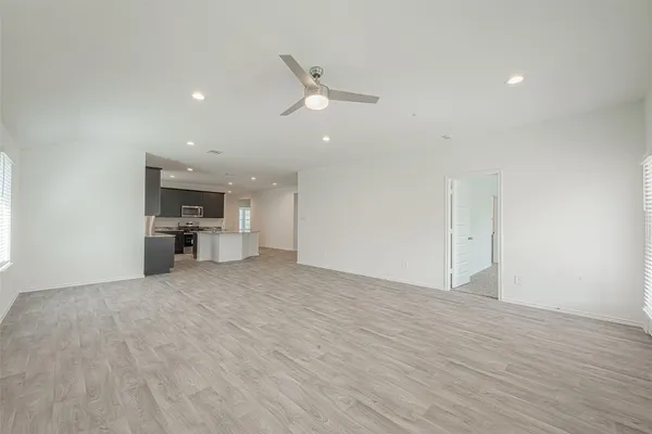 $2,400 | 2731 Willow Gulch Way, Rosenberg, TX 77469