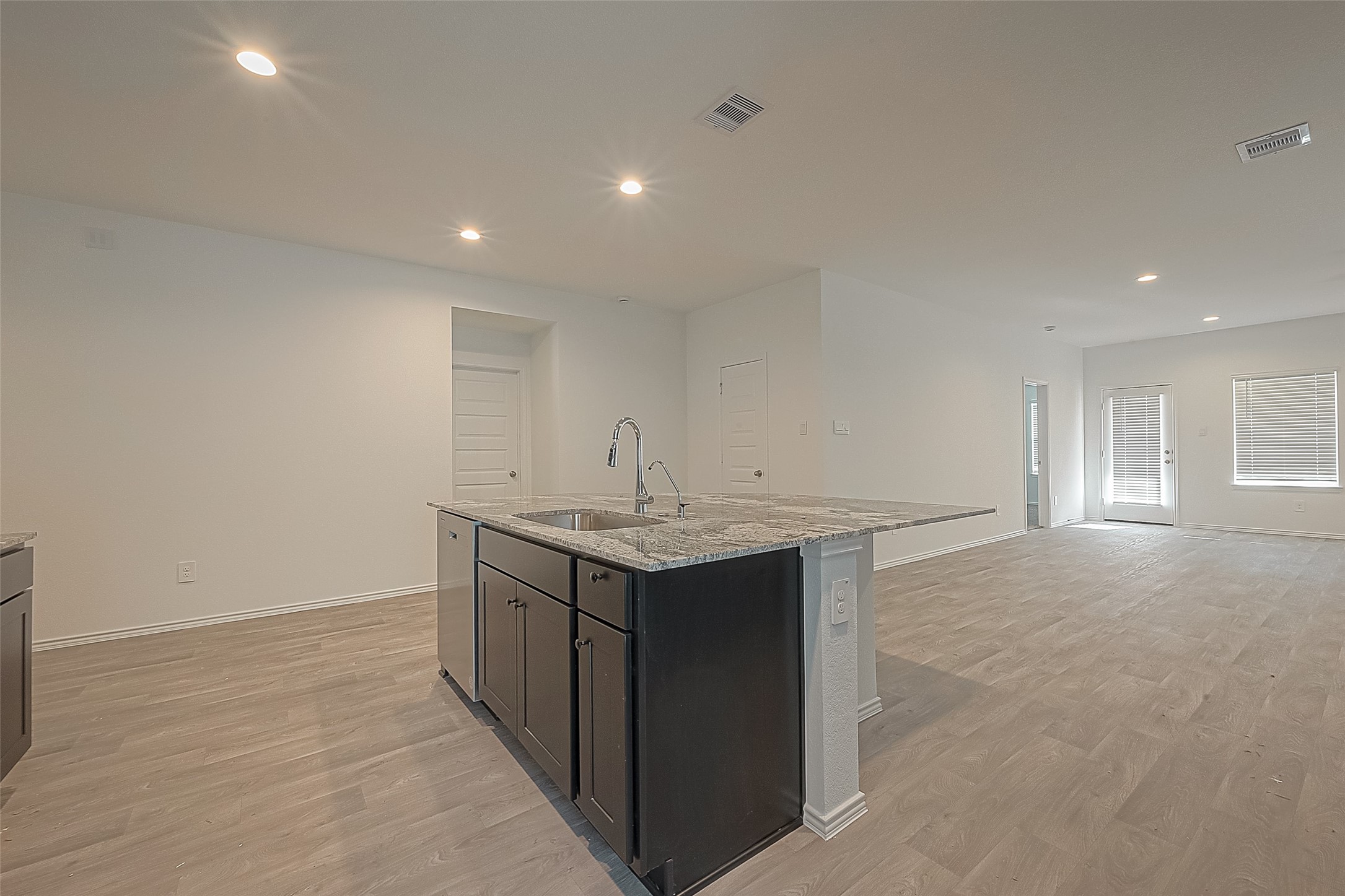 2731 Willow Gulch Way Rosenberg, TX 77469 - Photo 14 of 50