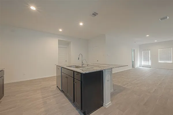$2,350 | 2731 Willow Gulch Way, Rosenberg, TX 77469