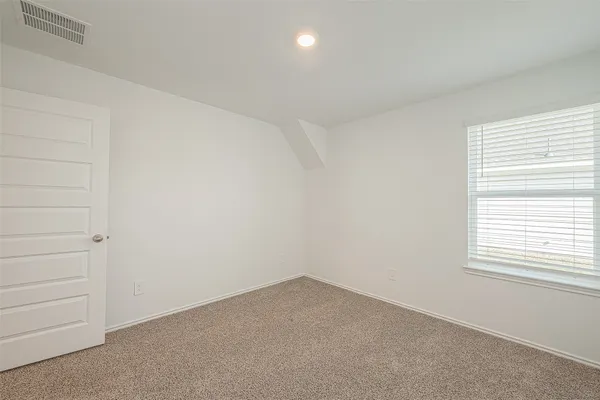 $2,400 | 2731 Willow Gulch Way, Rosenberg, TX 77469