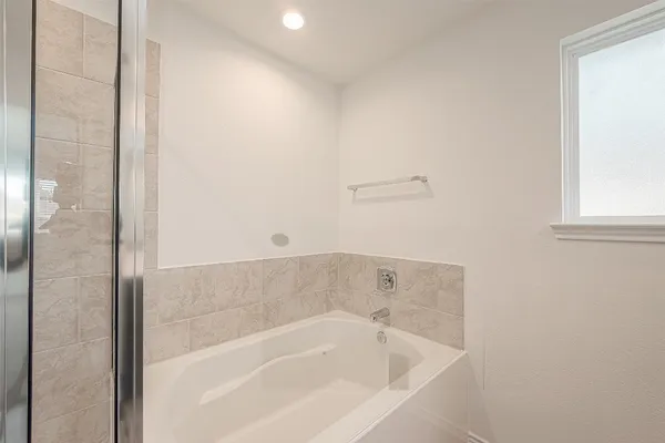 $2,350 | 2731 Willow Gulch Way, Rosenberg, TX 77469