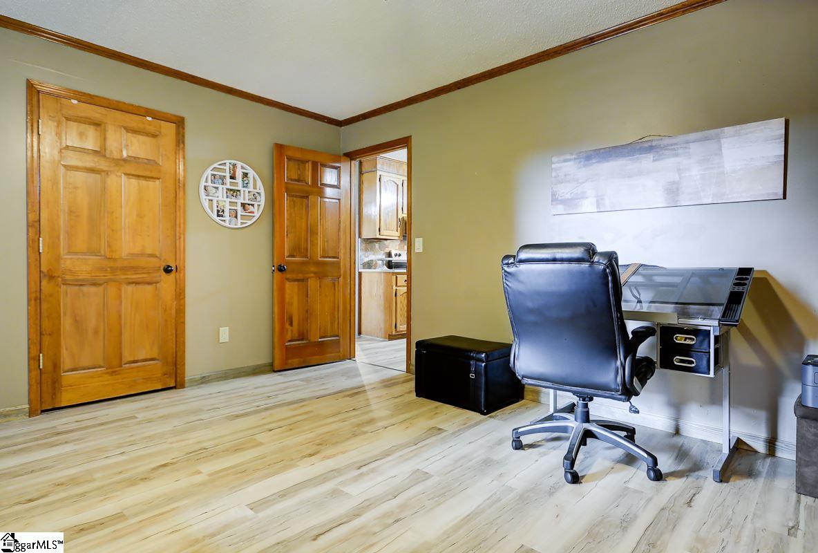 797 Langley Road Travelers Rest, SC 29690 - Photo 14 of 31