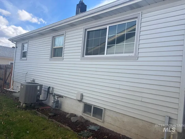 $420,000 | 601 Cedar Avenue, Lewiston, ID 83501