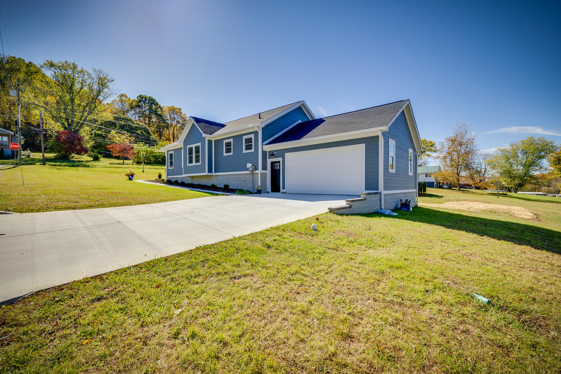 2713 Broad Street Bristol, TN 37620 - Photo 24 of 25 024