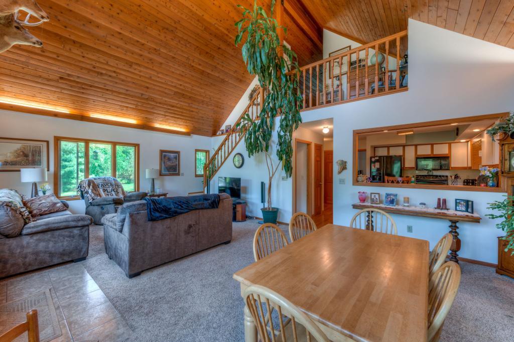 W11197 County Rd M River Falls, WI 54022 - Photo 4 of 15 Gallery Image 4