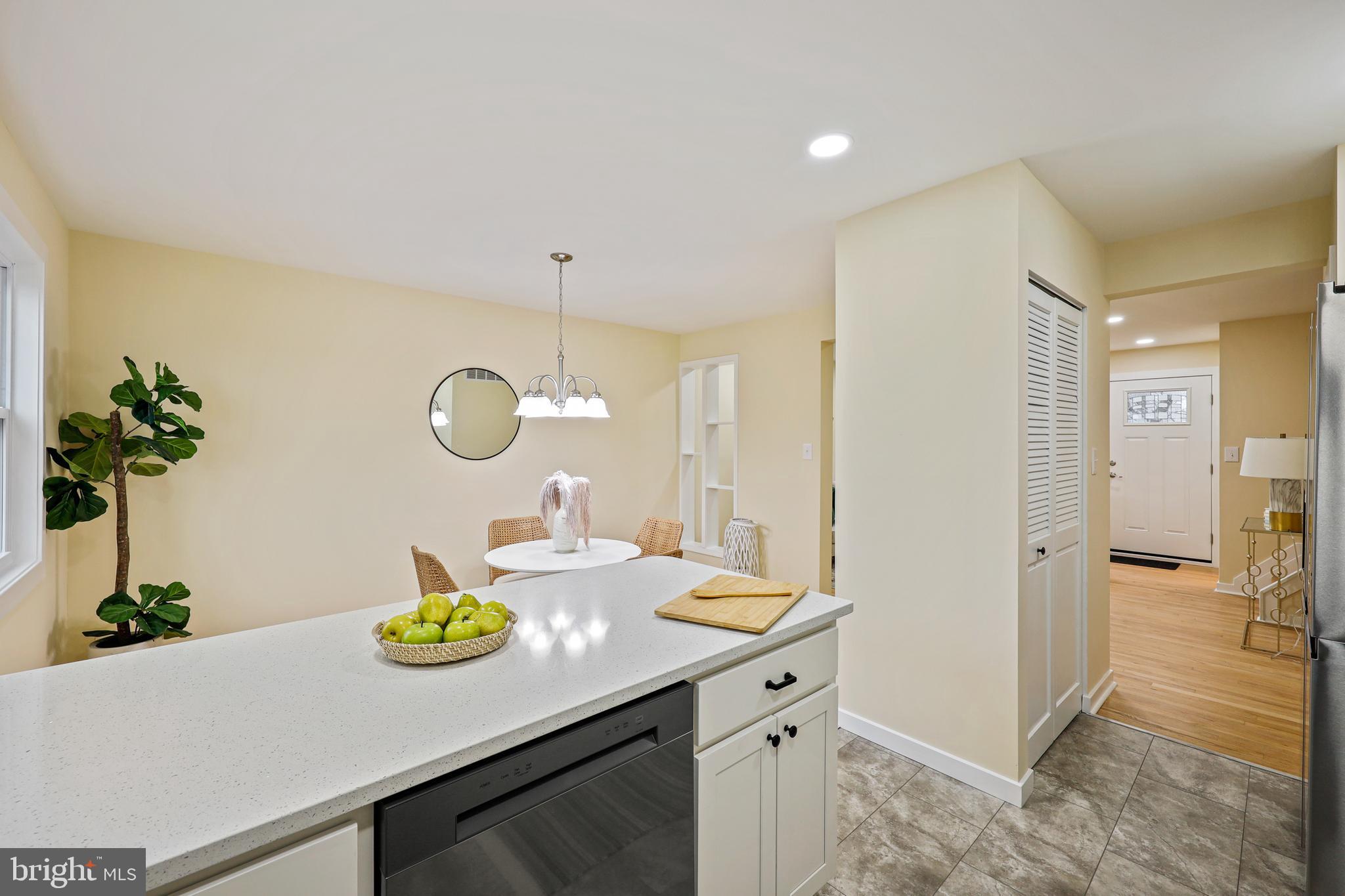 4353 Crest Heights Road Baltimore, MD 21215 - Photo 11 of 35 Gallery Image 11