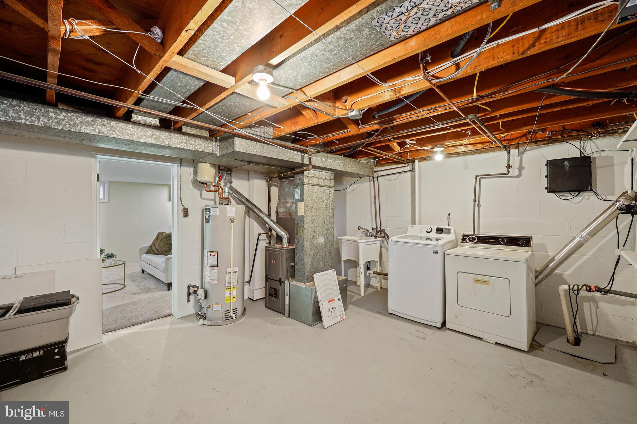 4353 Crest Heights Road Baltimore, MD 21215 - Photo 31 of 35 Gallery Image 31