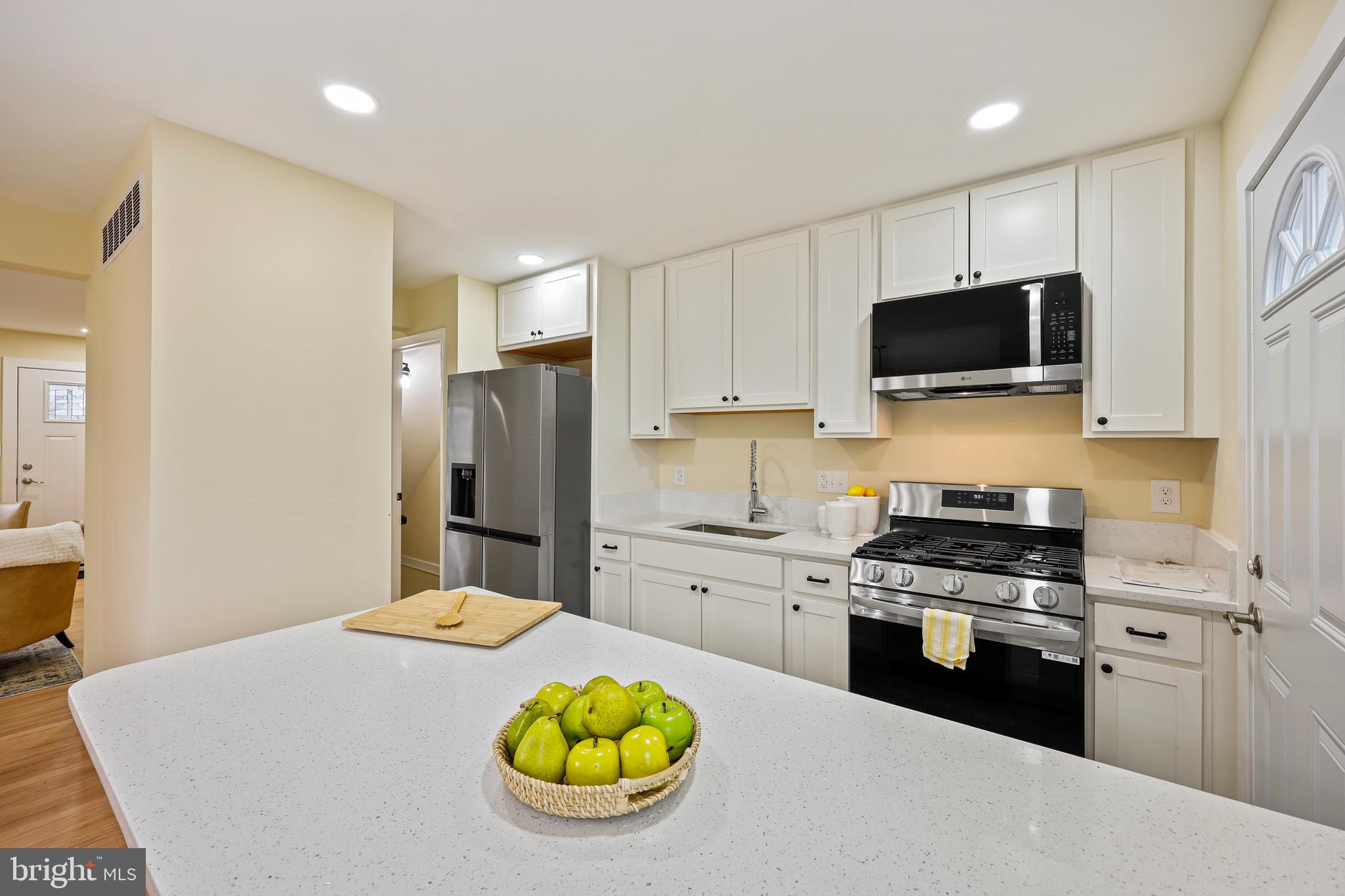 4353 Crest Heights Road Baltimore, MD 21215 - Photo 9 of 35 Gallery Image 9