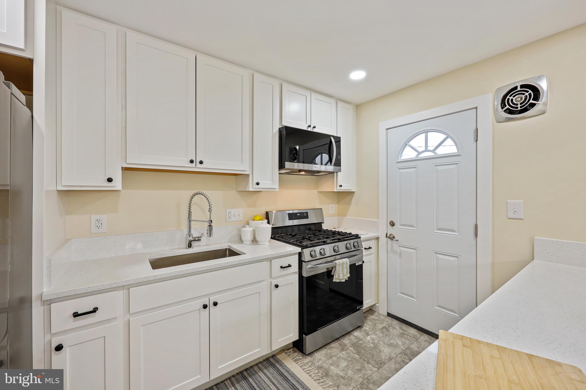 4353 Crest Heights Road Baltimore, MD 21215 - Photo 10 of 35 Gallery Image 10