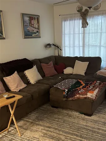 $220,000 | 913 Southwest 57th Drive, Gainesville, FL 32607