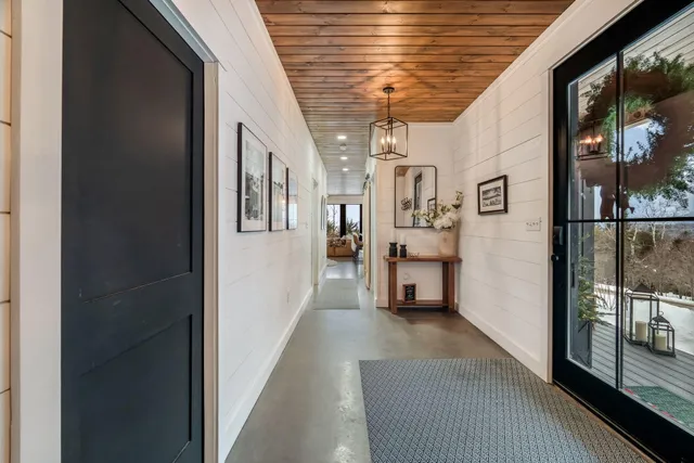 $1,099,000 | 17 Moose Rdg Road, Rangeley, ME 04970