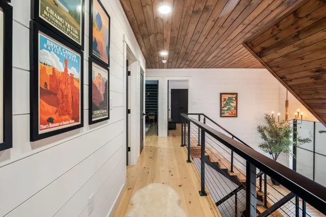 $1,099,000 | 17 Moose Rdg Road, Rangeley, ME 04970