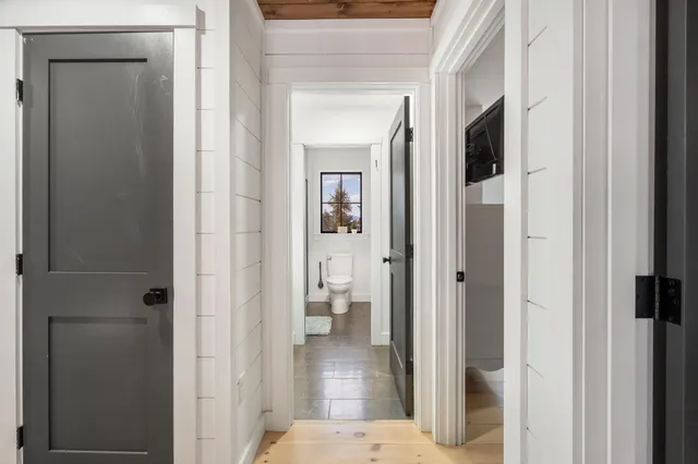 $1,099,000 | 17 Moose Rdg Road, Rangeley, ME 04970