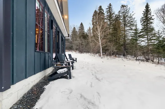 $1,099,000 | 17 Moose Rdg Road, Rangeley, ME 04970