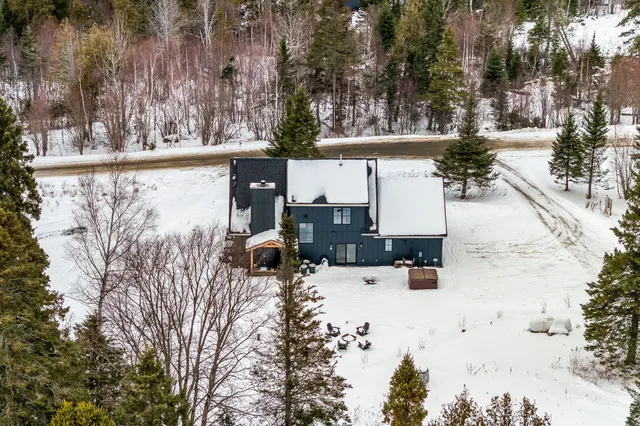 $1,099,000 | 17 Moose Rdg Road, Rangeley, ME 04970