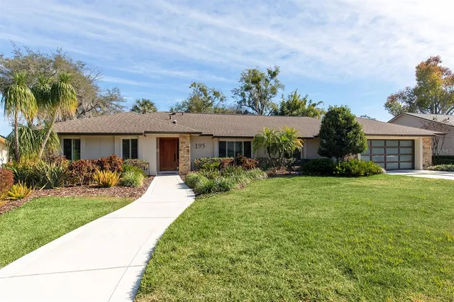 $825,000 | 195 West Spring Lake Drive, Altamonte Springs, FL 32714
