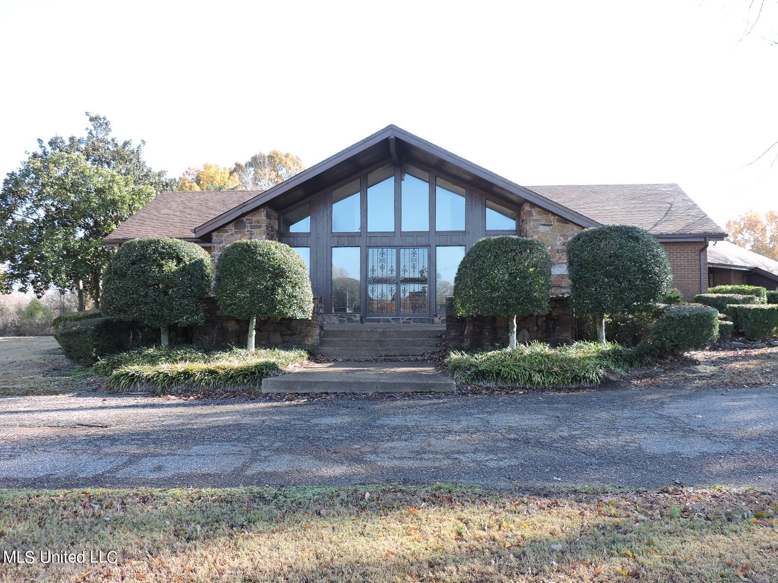 8780 Pleasant Hill Road Olive Branch, MS 38654 - Photo 1 of 44 DSCN4571