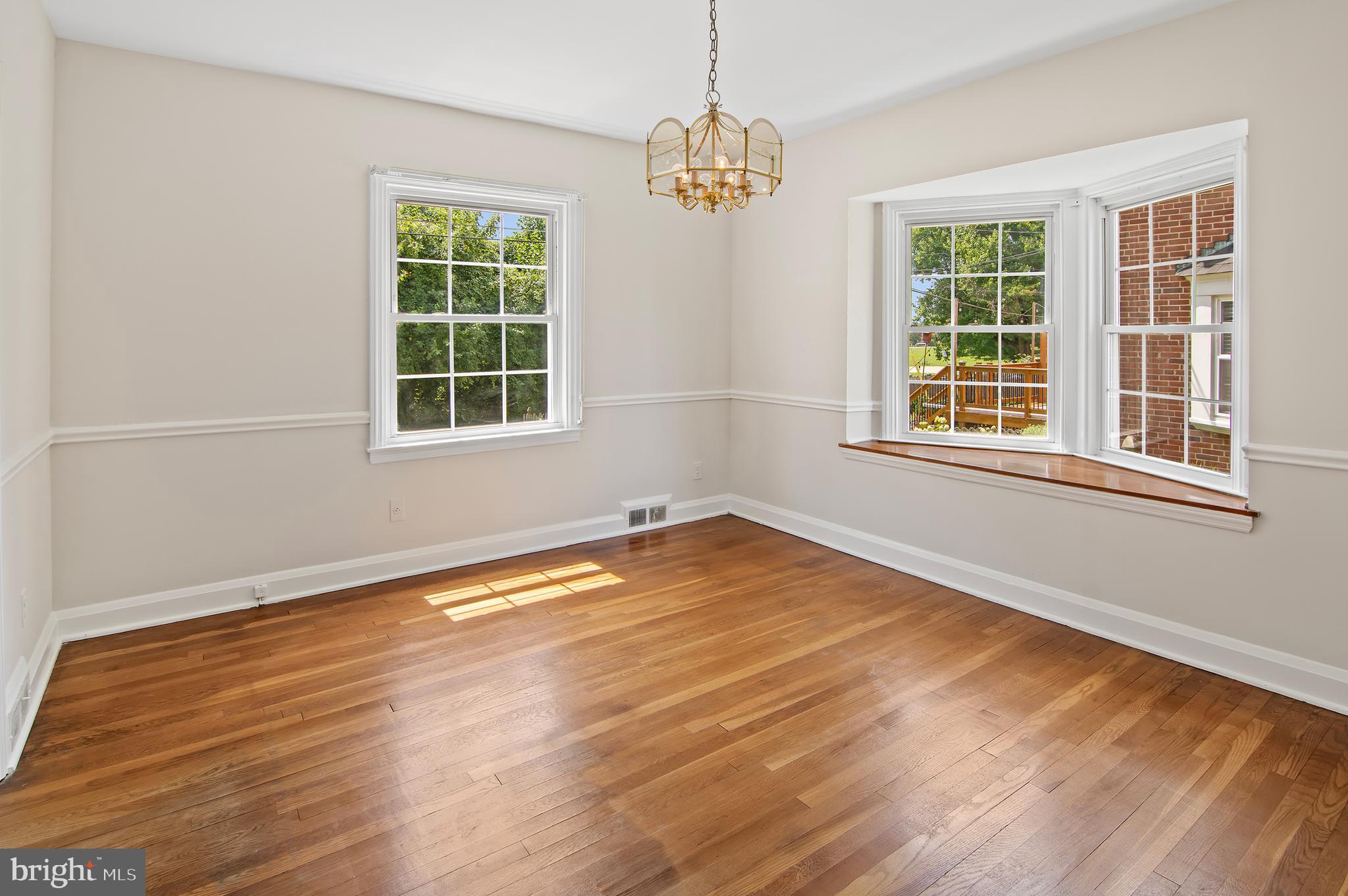 1954 Edgewood Road Towson, MD 21286 - Photo 8 of 34 Bay Window