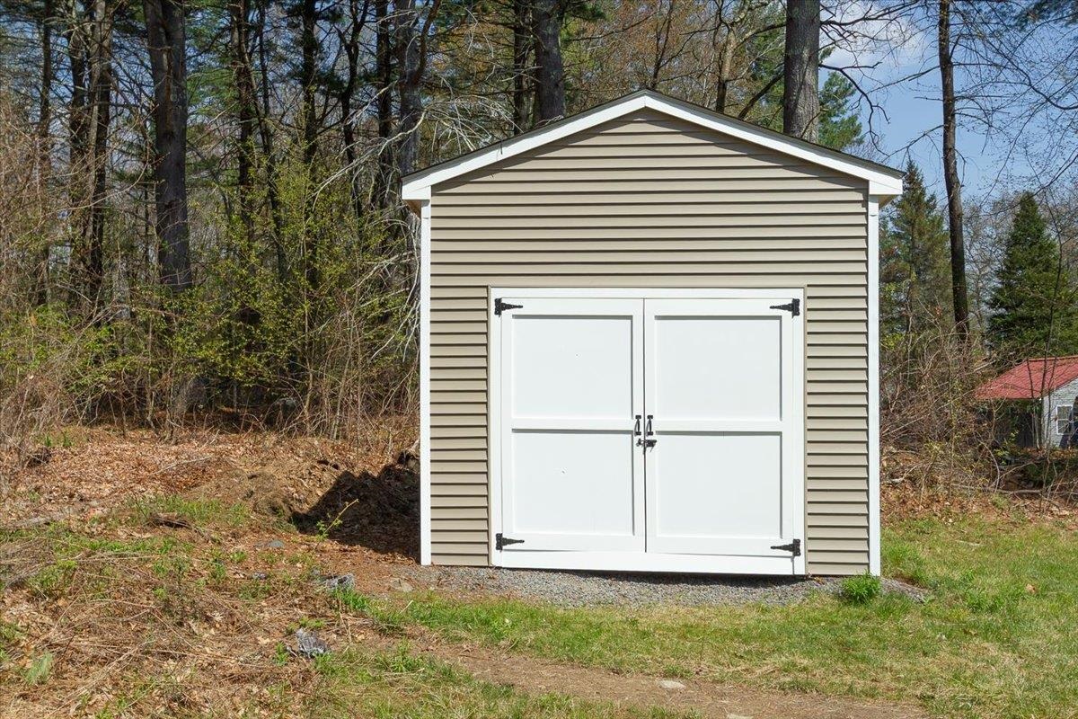 7 Ermer Road Derry, NH 03038 - Photo 44 of 55