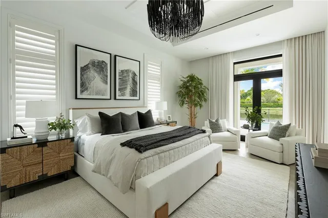 $5,975,000 | 6704 Newport Road, Naples, FL 34109