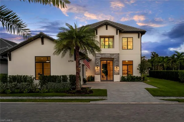 $5,975,000 | 6704 Newport Road, Naples, FL 34109
