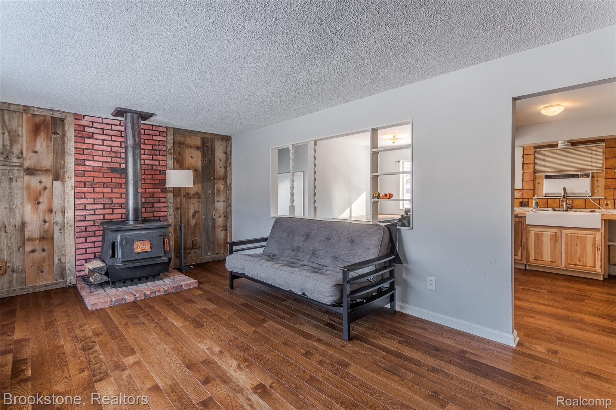 4909 West Schafer Road Pinckney, MI 48169 - Photo 9 of 40 Schafer-2.jpg