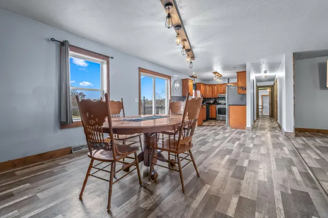 $279,900 | 7534 Robins Road, Hillsdale, MI 49242